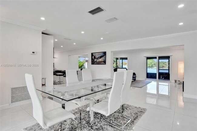 Building Photo - 4662 NW 99th Ave