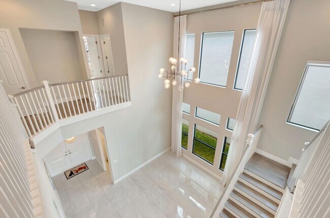 Building Photo - 16317 Cabernet Dr