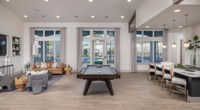 Building Photo - 1320 Caprice Dr