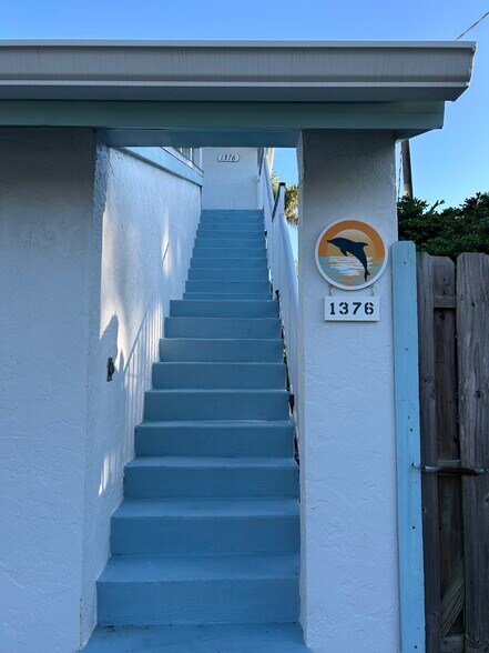 Building Photo - 1376 Chesapeake Ave
