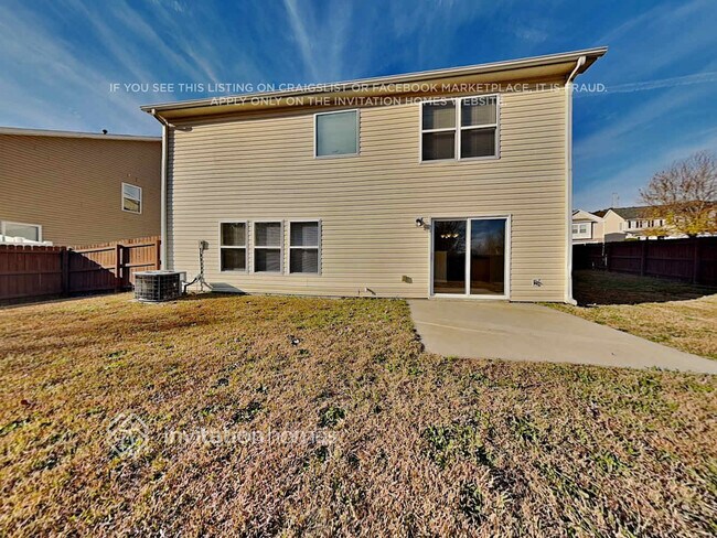 Building Photo - 168 Ranlo Ave