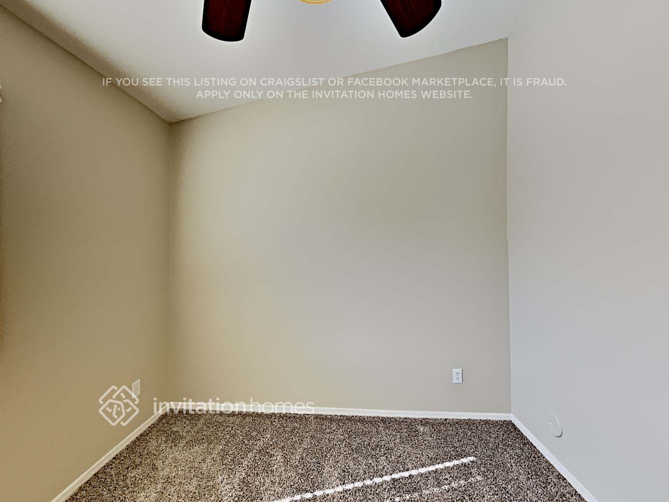 Building Photo - 1035 W 22nd Ave