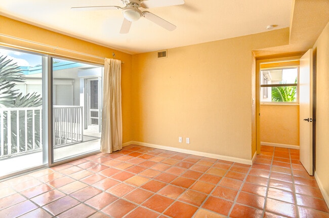 Building Photo - El Dorado Club