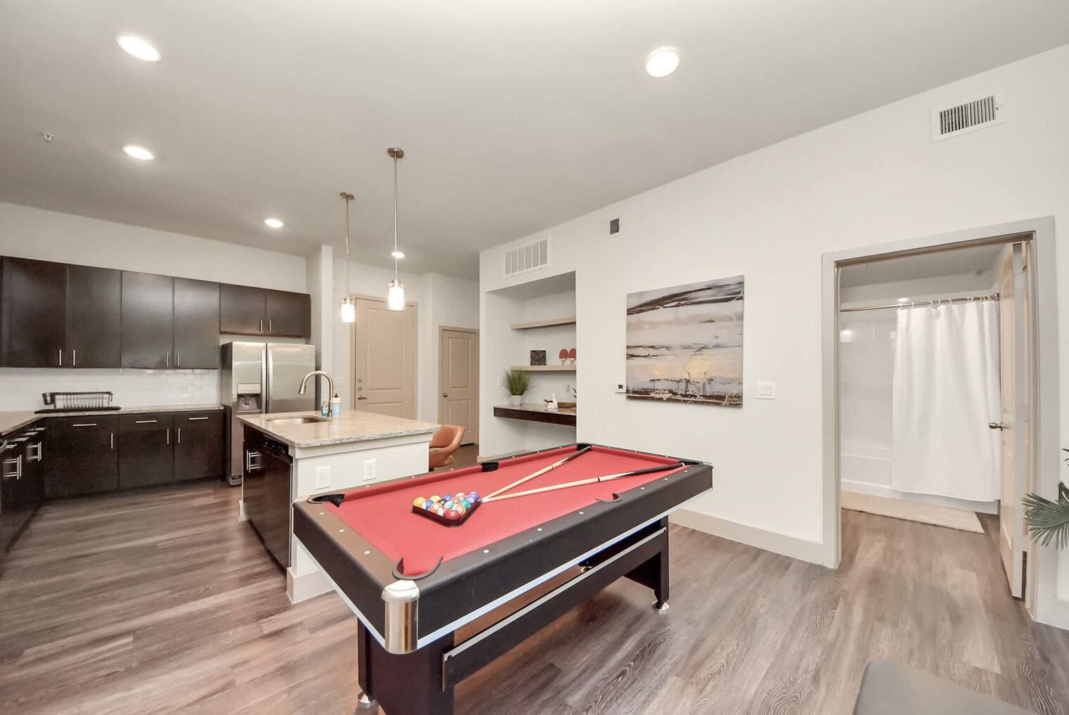 Building Photo - 8877 Frankway Dr