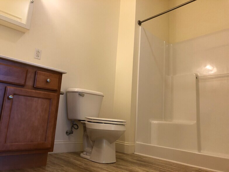 Building Photo - 20 Carmichael St