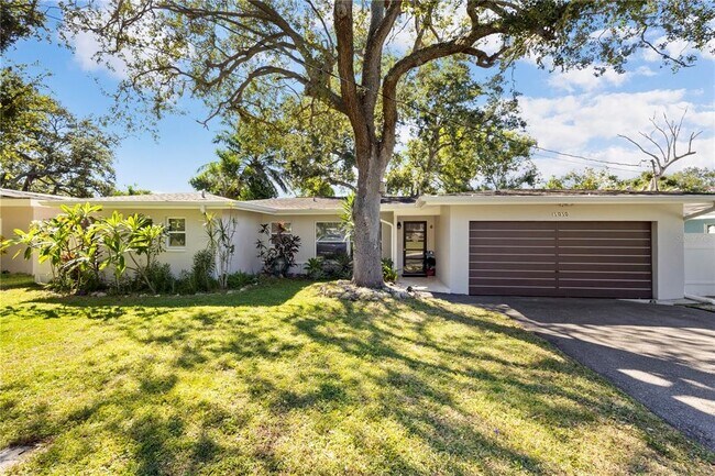 Building Photo - 1010 Bay Breeze Terrace