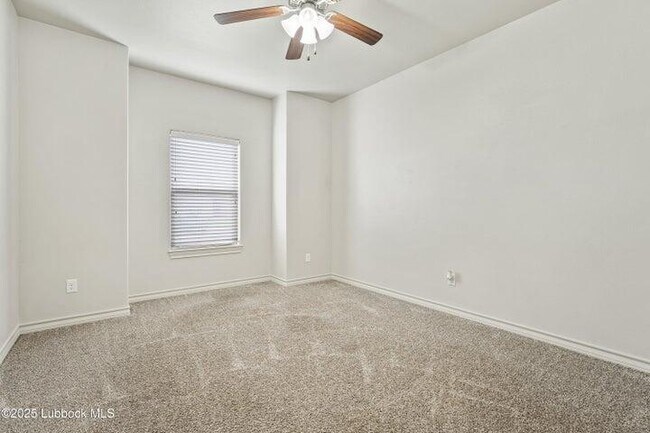 Building Photo - 5303 Lehigh St
