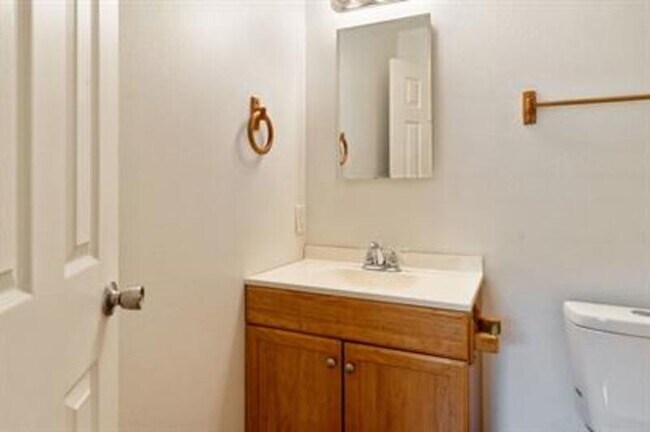 Building Photo - 720 Pritchett Ln