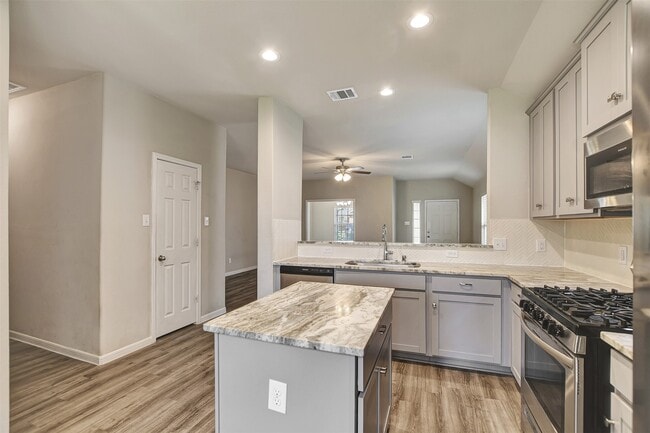 Building Photo - 10029 Ocelot Ct