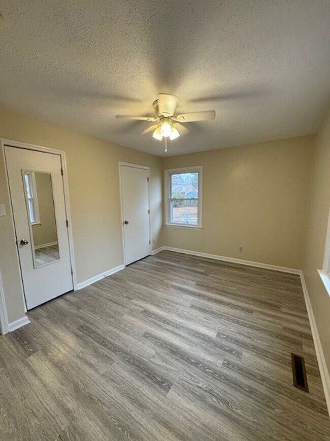 Building Photo - 1506 Scotty Dr