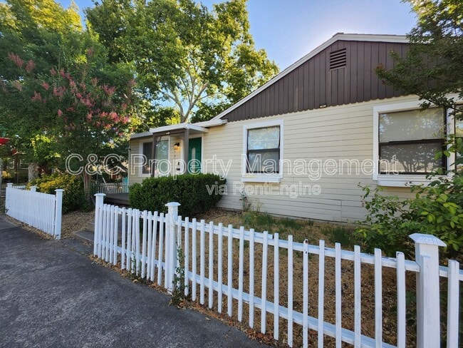 Building Photo - 2701 42nd St