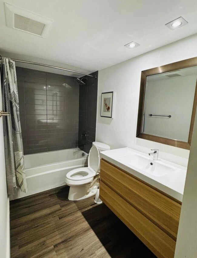 Building Photo - 3665 Silver Lace Ln