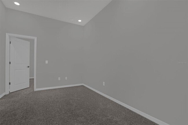 Building Photo - 8629 Tavistock Lakes Blvd