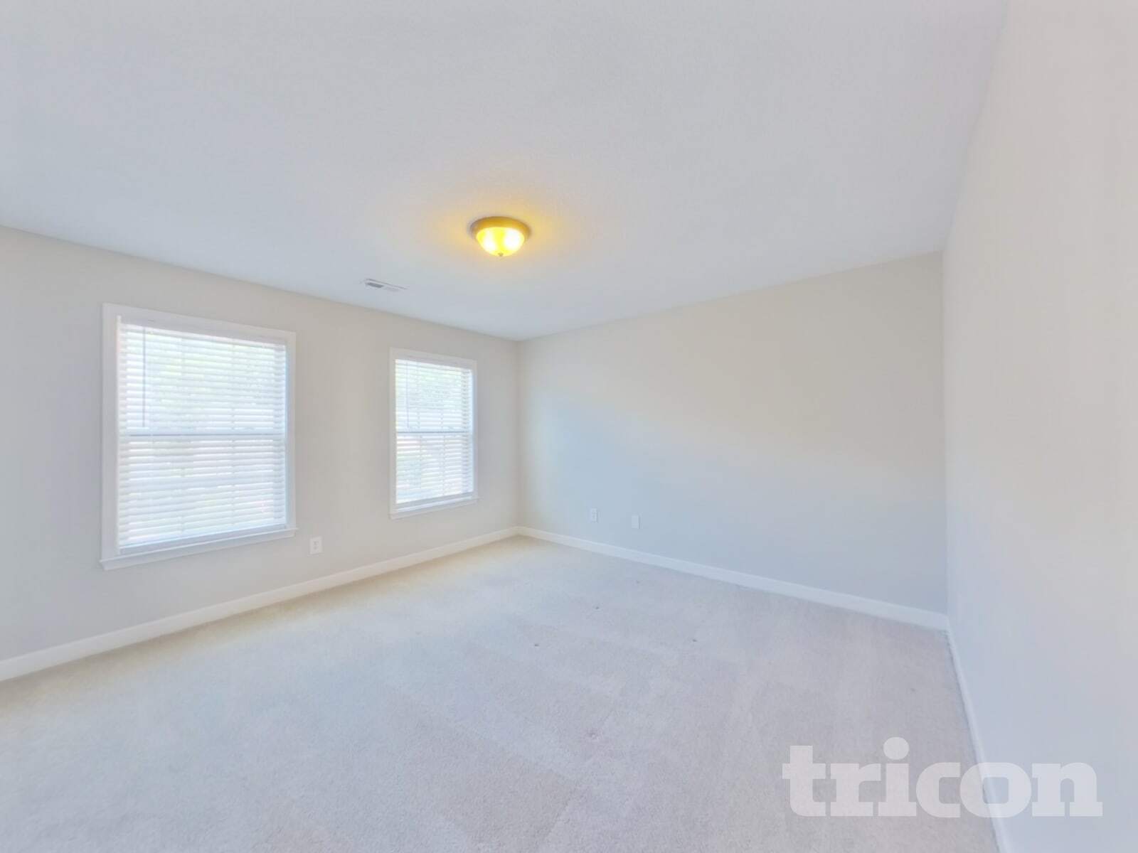 Building Photo - 213 Dellwood Dr