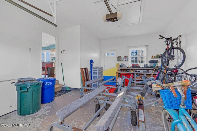 Building Photo - 826 Forepeak Dr