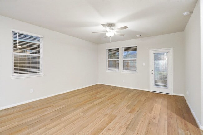 Building Photo - 18516 Amber Pine Ct