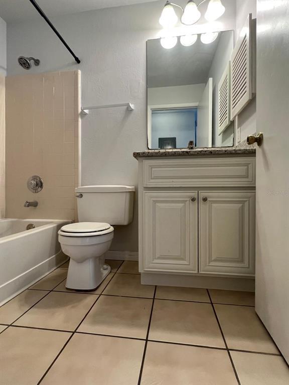 Building Photo - 2740 Oak Park Way