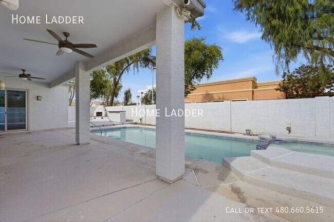 Building Photo - 5080 S McClelland Dr