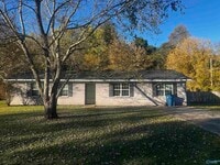 Building Photo - 151 Forest Valley Dr