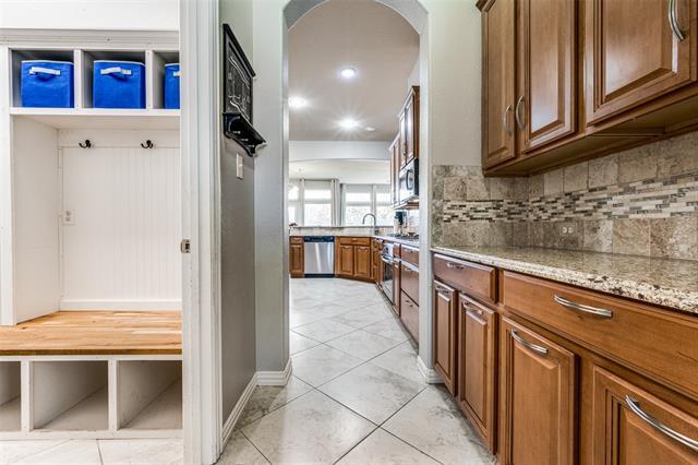 Building Photo - 360 Falstaff Dr