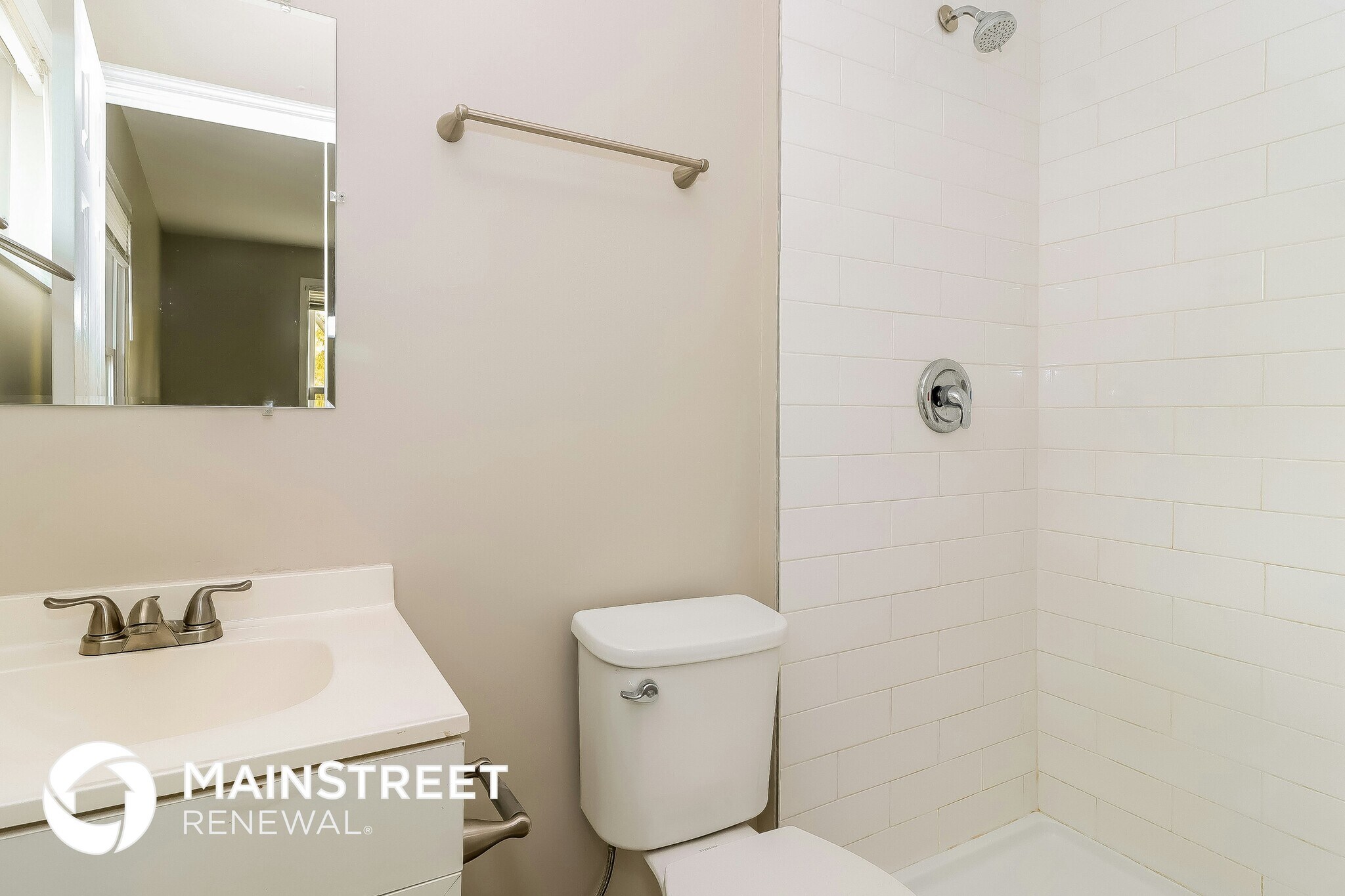 Building Photo - 209 W 14th St