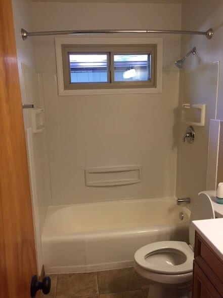 Bathroom - 1504 N 19th st