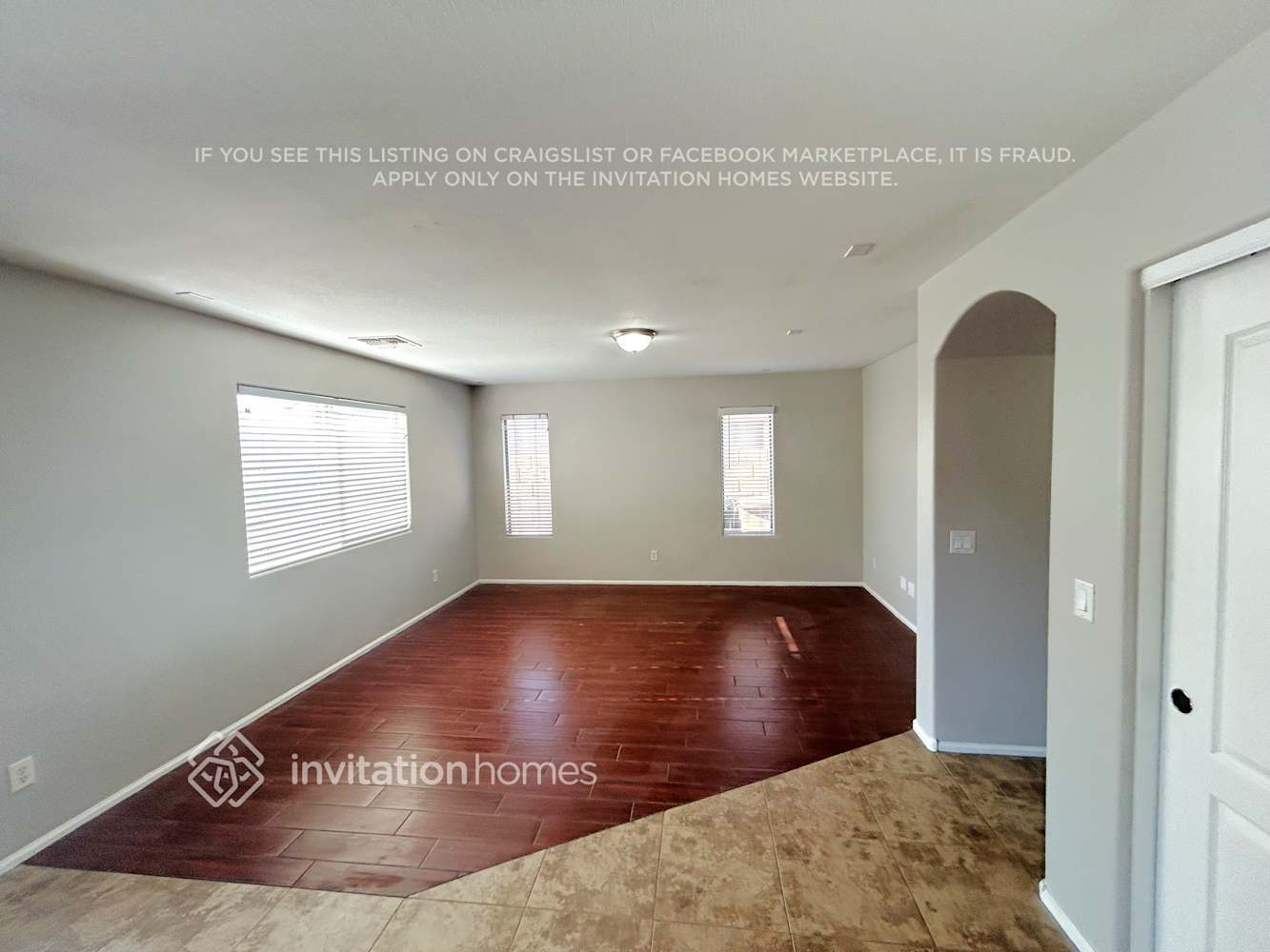 Building Photo - 2173 S 160th Ln