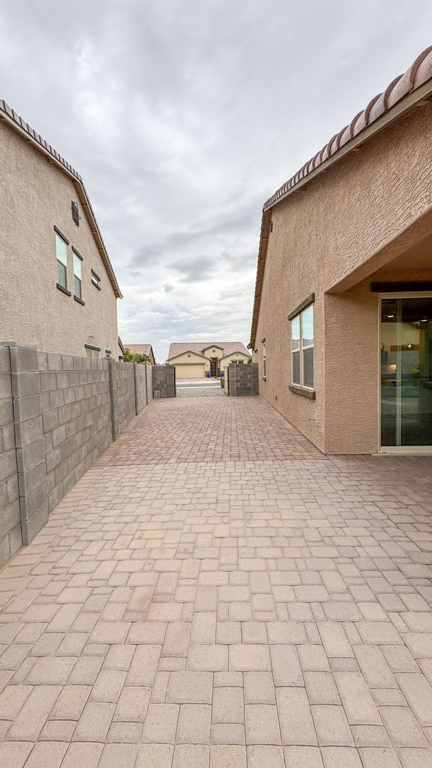 Building Photo - 18852 W Marshall Ave