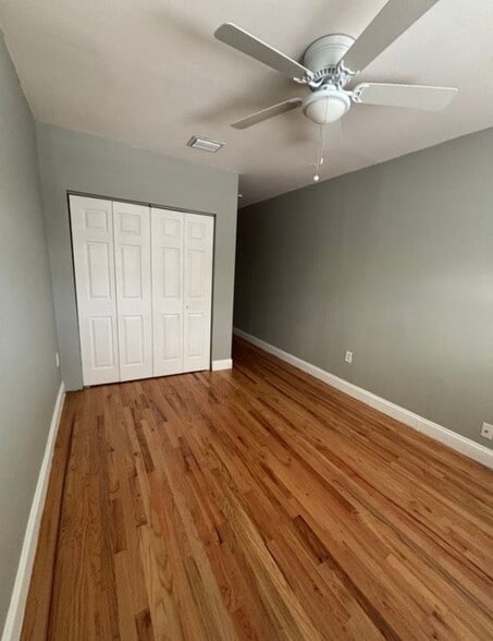 Building Photo - 6063 SW 27th St