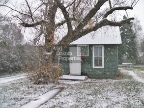 Building Photo - 512 S Duff-1 Bedroom House