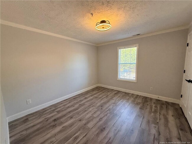 Building Photo - 392 Bubble Creek Ct