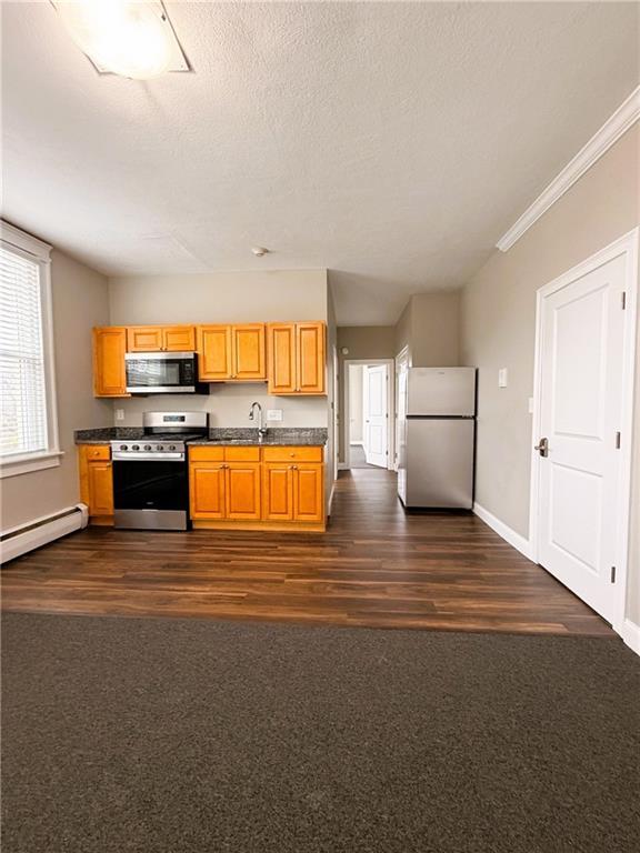 Building Photo - 901 Bernon St