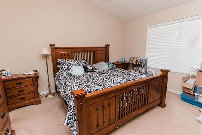 Building Photo - 3 Bedroom 2 bath 2 Car-Garage in Senoia, GA