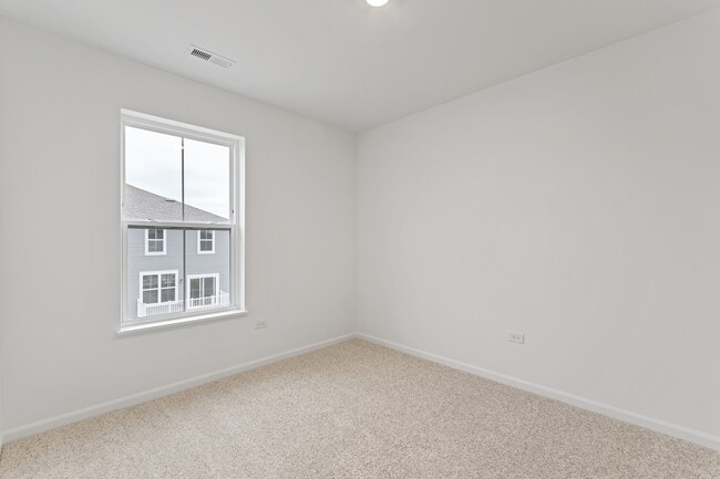 Building Photo - 14934 Dyer Ln