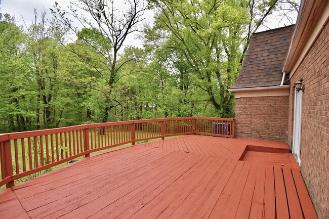 Building Photo - 9571 Beech Dr