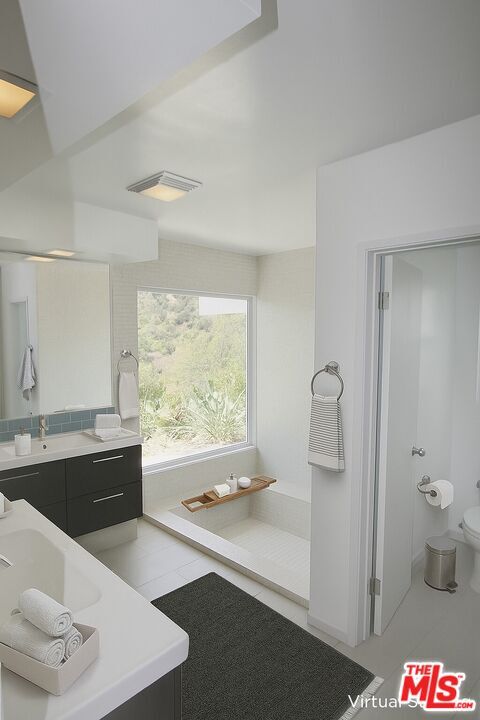 Building Photo - 2657 Zorada Dr