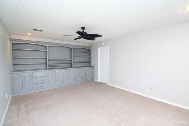 Building Photo - 4206 Lynn Ora Dr