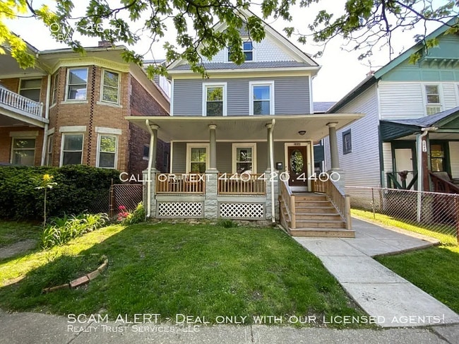 Primary Photo - 1850 W 48th St