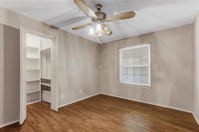 Building Photo - 2800 Shady Grove Dr
