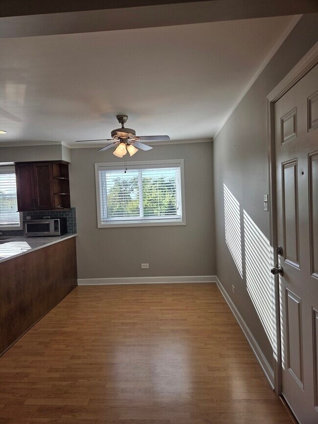 Building Photo - 6830 W Lode Dr
