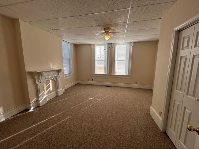 Building Photo - 1033 Kentucky St