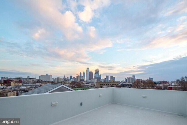 Building Photo - 1636 Ridge Ave