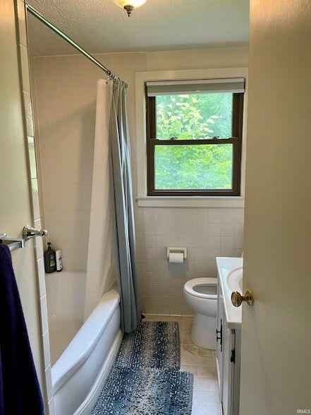 Building Photo - 417 S Swain Ave