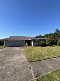 Building Photo - 408 E Pinehurst Dr
