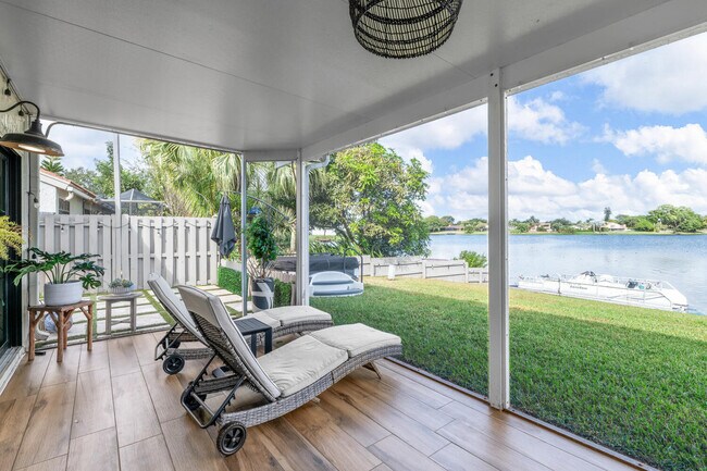 Building Photo - 1742 Harborside Cir