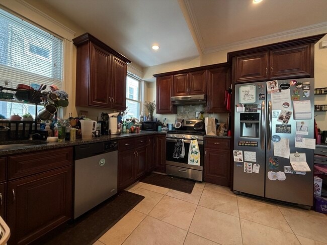 Building Photo - 27 Essex St