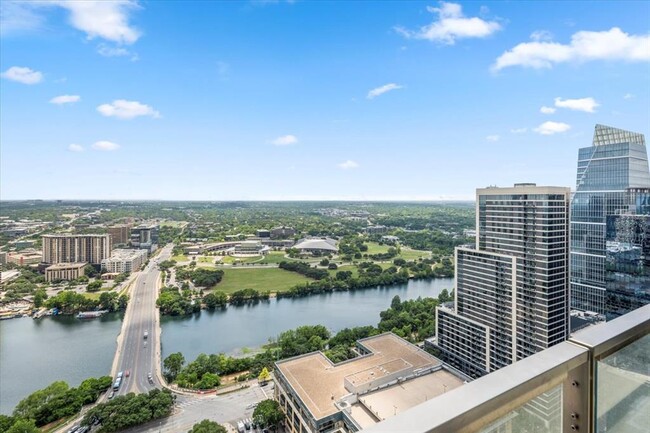 Building Photo - 210 Lavaca St