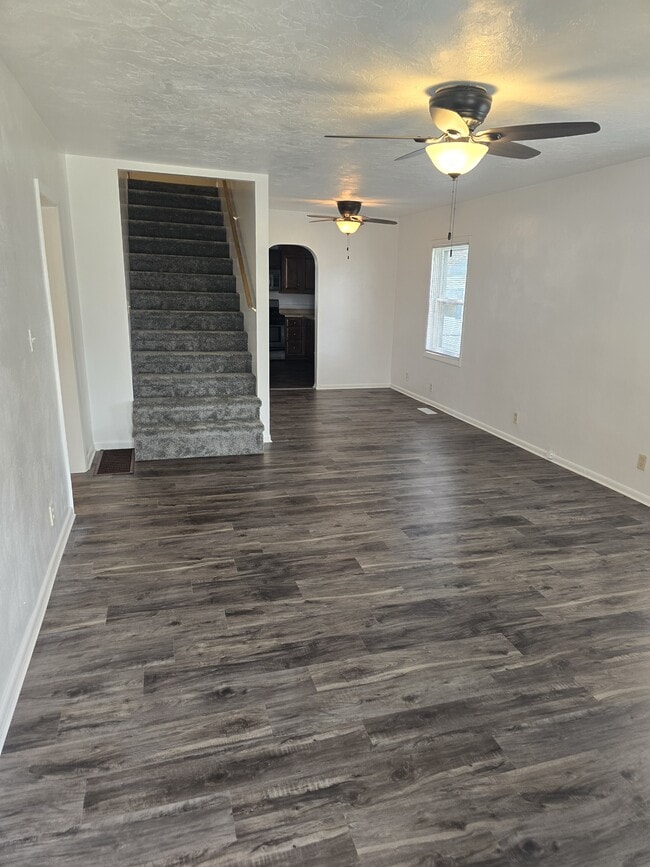 Building Photo - 3508 Forest Ter