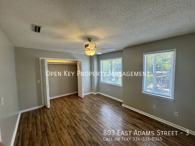 Building Photo - 803 E Adams St