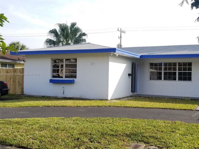 Primary Photo - 7220 NW 16th St